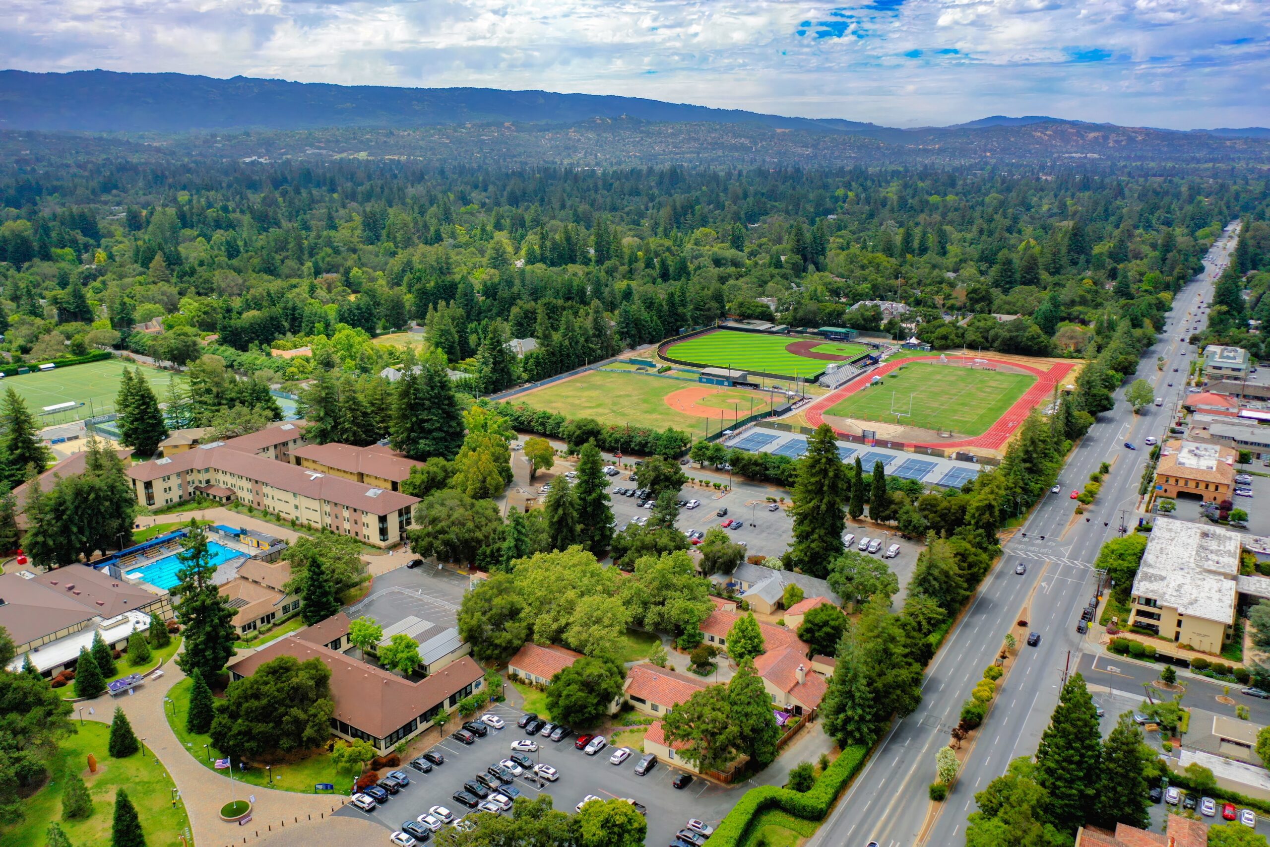 Menlo College Partners with Abu Dhabi University to Launch Innovative Agreement for 3+1 Undergraduate Business and 4+1 Master of Science in Information Systems Degrees